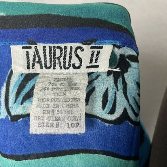 TAurus II Vintage Blue Green Hawaiian Tie Front Top - Picture 6 of 6